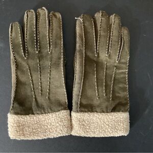 GAP Olive Leather Gloves with Shearling Cuff Size M/L